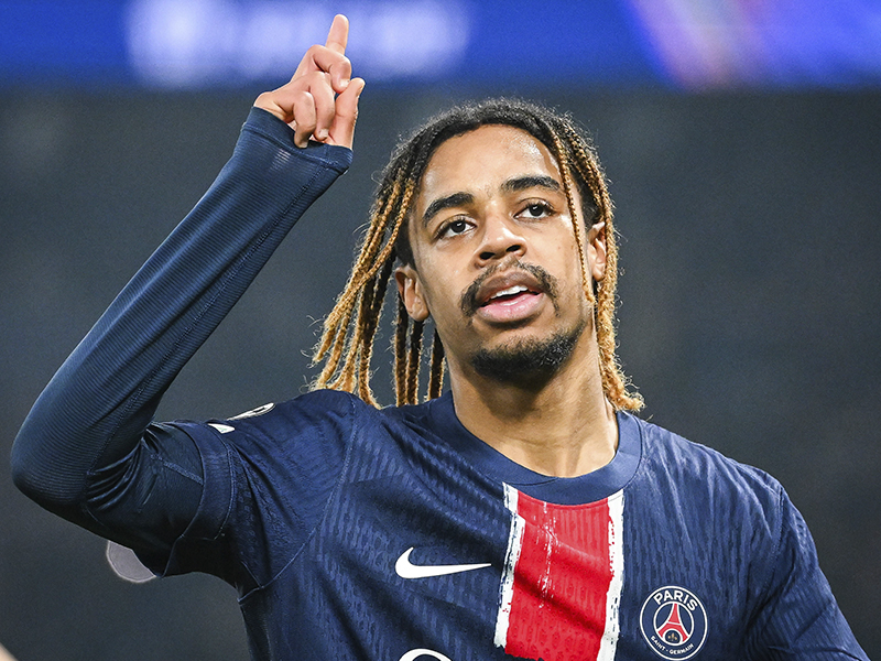 Liverpool eye Bradley Barcola as transfer dominoes gather pace