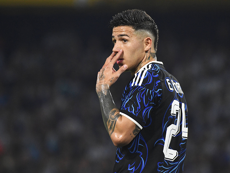 Fernandez to miss Man City clash despite apology