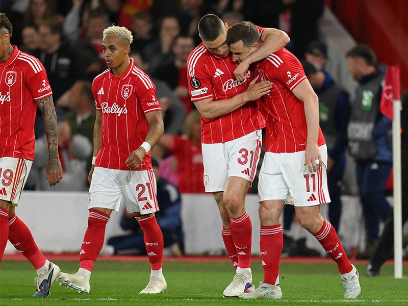 Nottingham Forest takes narrow edge after Wood's penalty against Villa