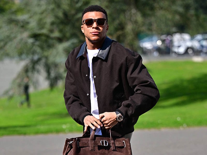 Mbappe’s social media sparks debate but Arbeloa remains unfazed