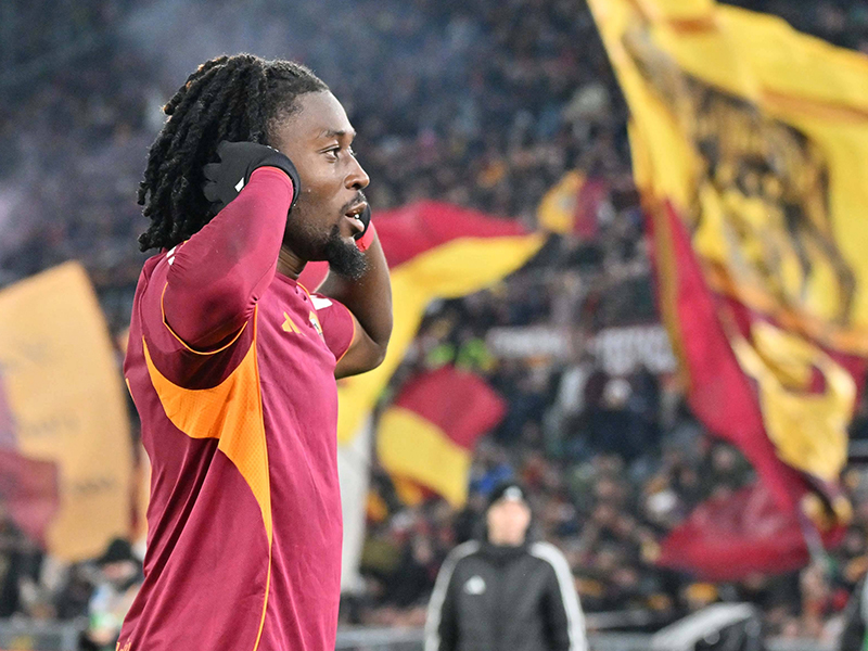 Manchester United's delay leaves Roma waiting on Manu Koné