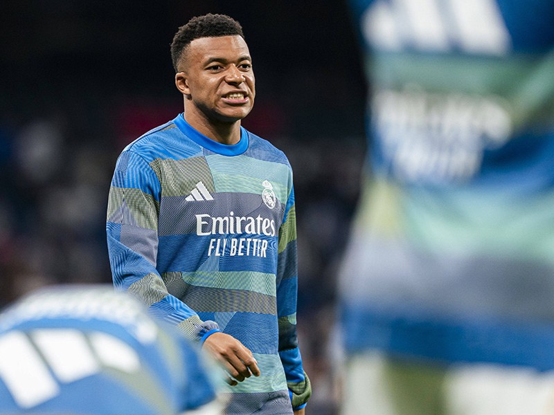 Real Madrid's tactical changes create a rift between star strikers