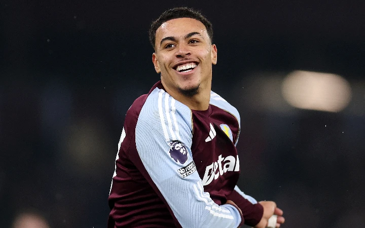 Rogers brace lifts Villa over United at Villa Park