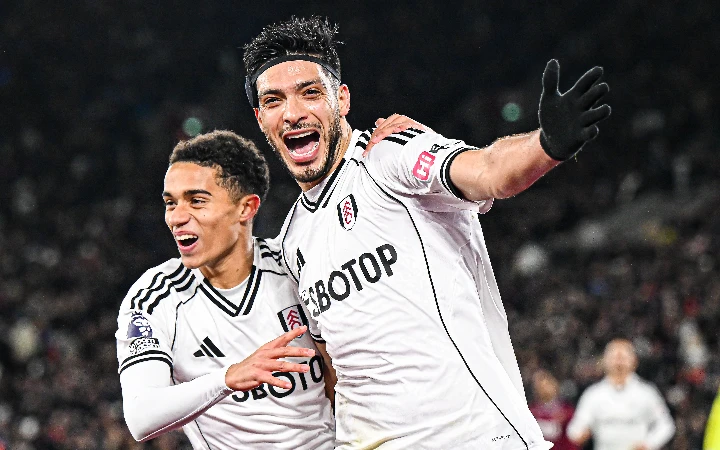 Jimenez late header at West Ham lifts Fulham into top half