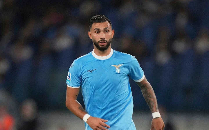 West Ham back Nuno as Castellanos signing completes January double