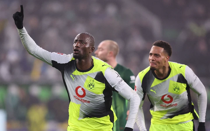 Guirassy’s late strike keeps Dortmund on Bayern’s heels