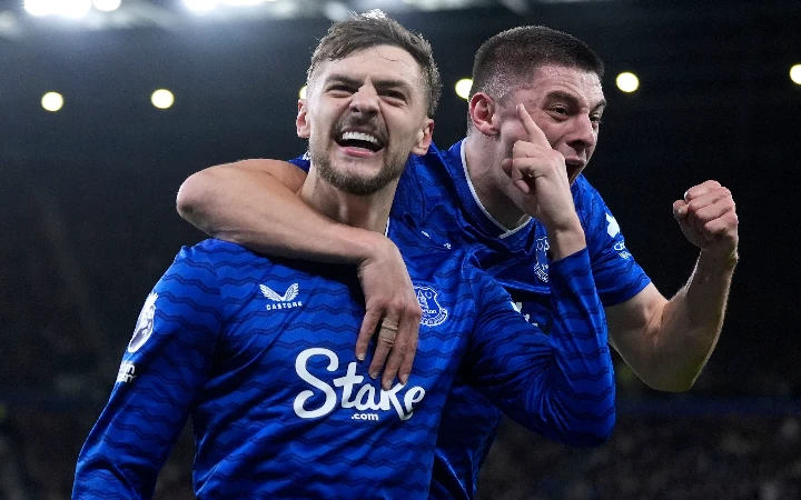 Tarkowski and Dewsbury-Hall score as Everton beat Burnley to secure first home win of 2026