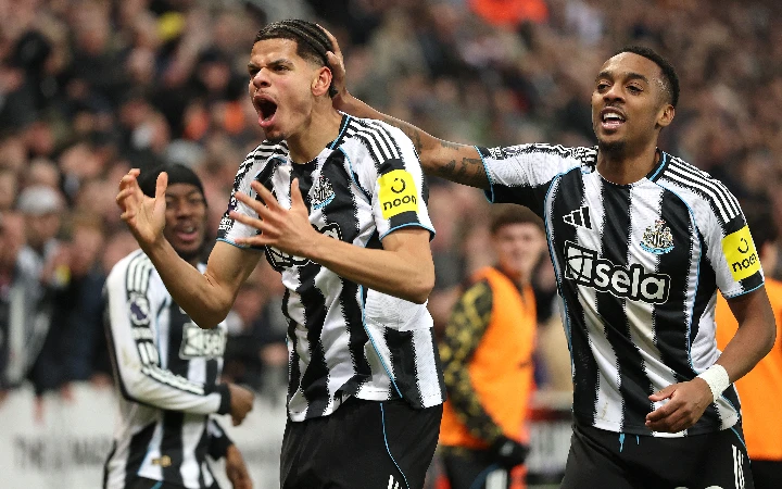 Osula Strikes Late as Ten-Man Newcastle End Carrick’s Unbeaten Run