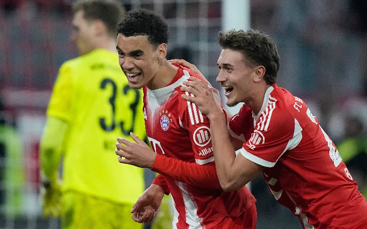 Bayern Rout Gladbach 4-1 to Extend Bundesliga Lead Despite Kane Absence