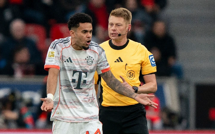 Nine-man Bayern Munich fight back to earn 1-1 draw at Leverkusen