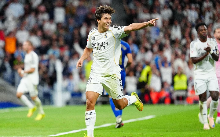 Real Madrid return to winning ways against relegated Real Oviedo amid boos